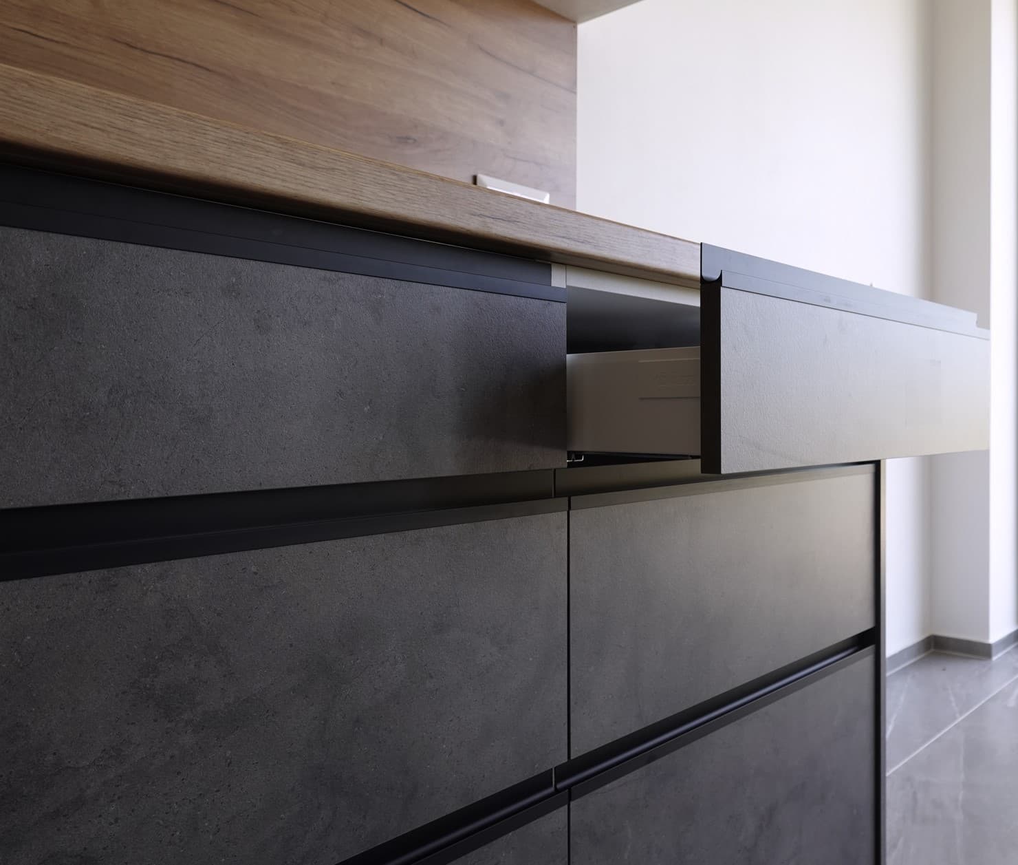 Edge-pull profiles